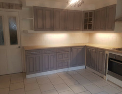 Lare 4 Bedroom House to Rent- St3 4Jf