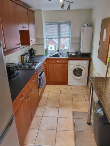 Stunning 2 Bed Houses with Parking Perfect for Long Term Workers  8