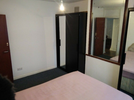 Large Double Room in Harrow Fully Furnished and Refurbished  2